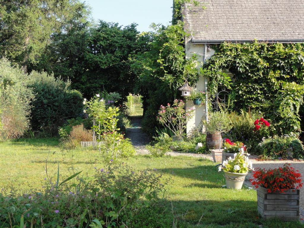 Le Clos Des Berengeries Saint-Patrice Kültér fotó